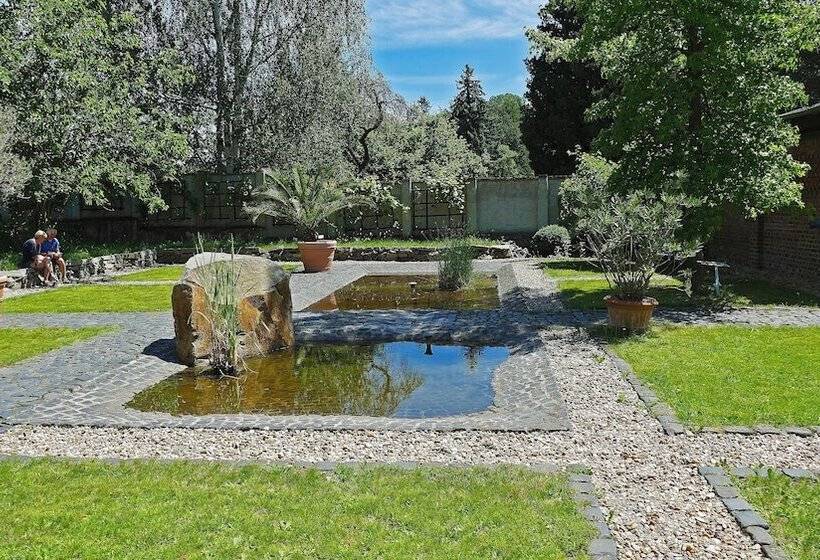 فندق Gästehäuser St. Marienthal