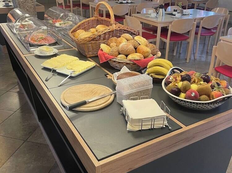 فندق Gästehäuser St. Marienthal