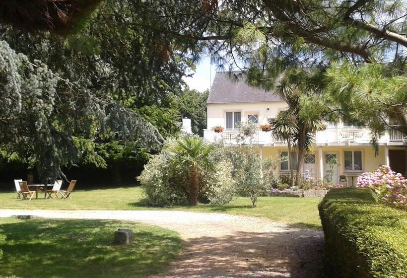 ホテル La Demeure Du Perron