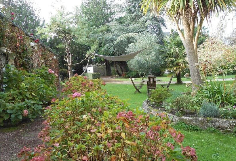 ホテル La Demeure Du Perron