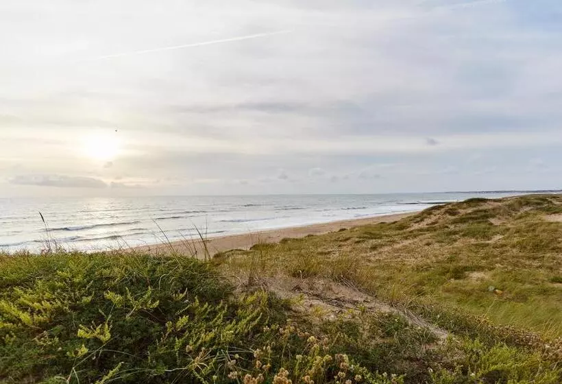 ホテル Les Voyageurs