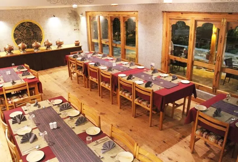هتل Rema Resort