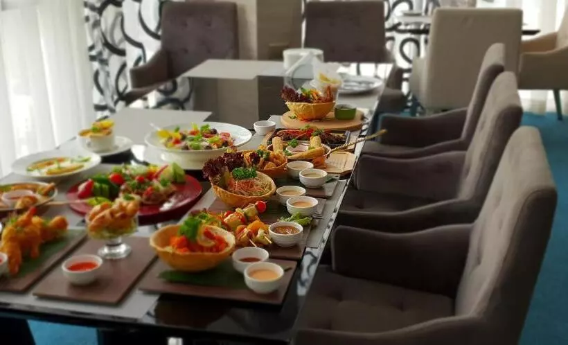 Orange Suites