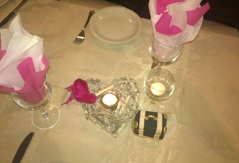 פנסיון Jacaranda Guesthouse