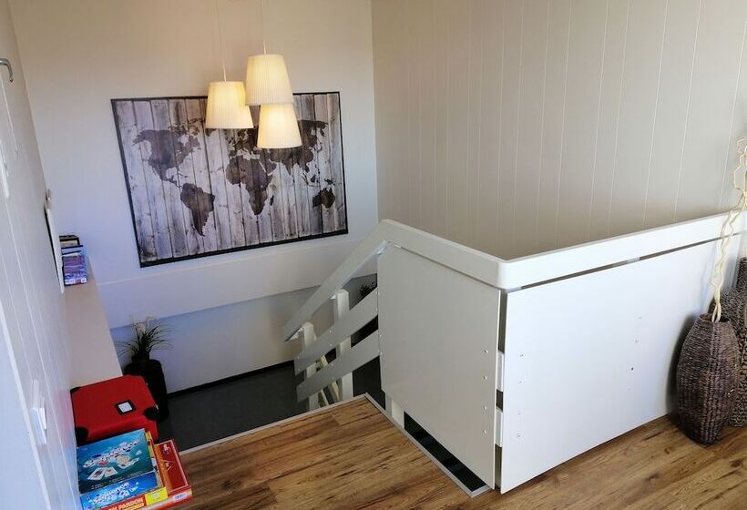 پانسیون Lyngas Guesthouse