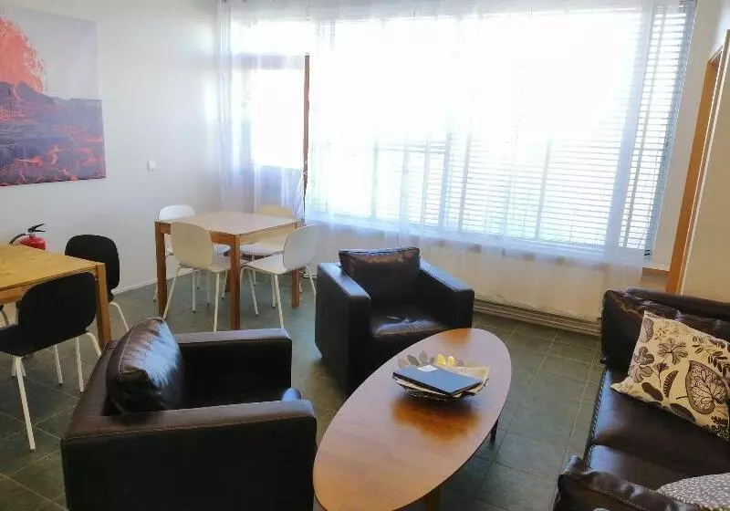 پانسیون Lyngas Guesthouse