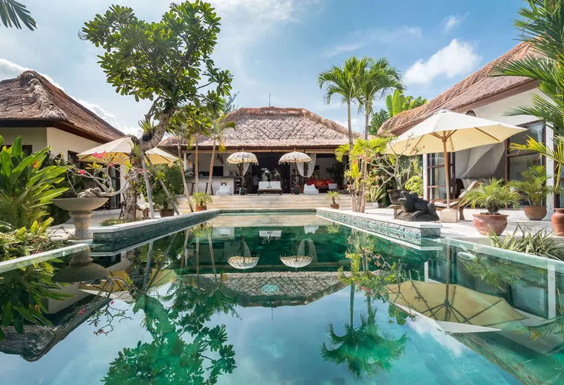 Villa Tibu Indah