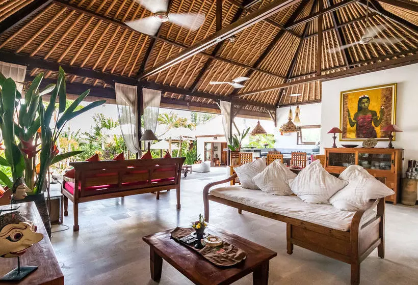Villa Tibu Indah