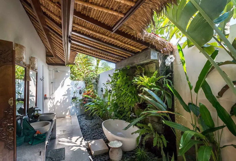 Villa Tibu Indah