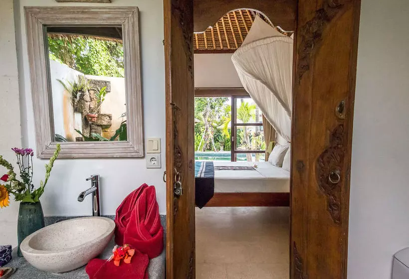 Villa Tibu Indah