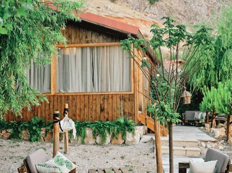 تختخواب و صبحانه Westwood Valley Zahle