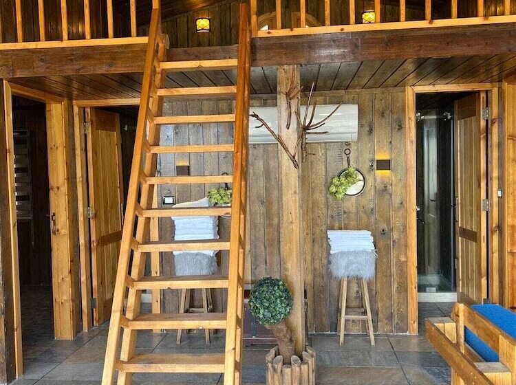 تختخواب و صبحانه Westwood Valley Zahle