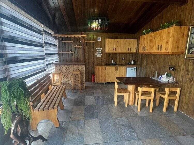 تختخواب و صبحانه Westwood Valley Zahle