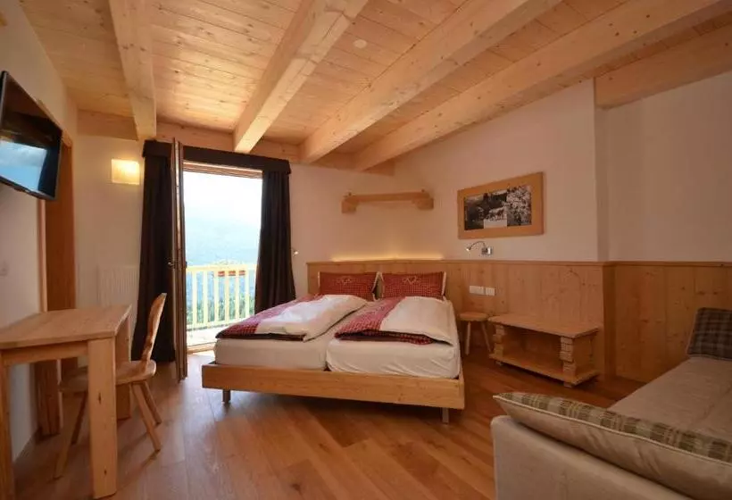 ホテル Agritur Majon Da Mont