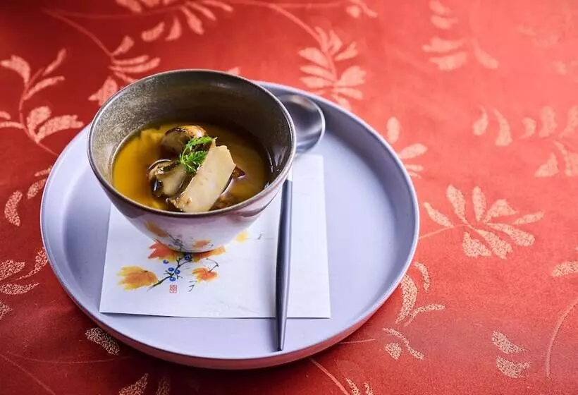 Hotelli Auberge Frenchnomori