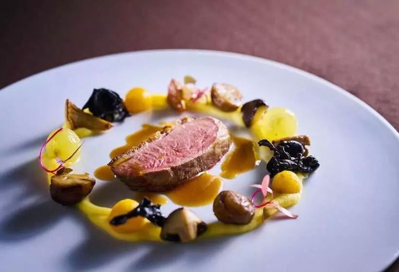 Hotelli Auberge Frenchnomori