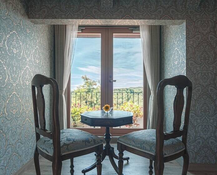 Hotel Auberge Frenchnomori