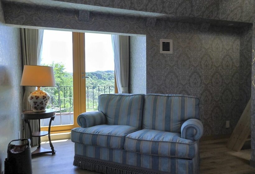 Hotel Auberge Frenchnomori