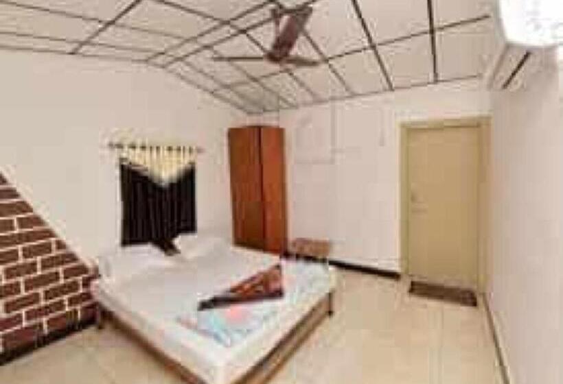 בית מלון כפרי Capital O Murlidhar Farm Jamnavad