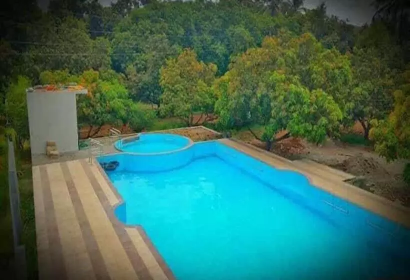 ホテル Capital O Murlidhar Farm Jamnavad