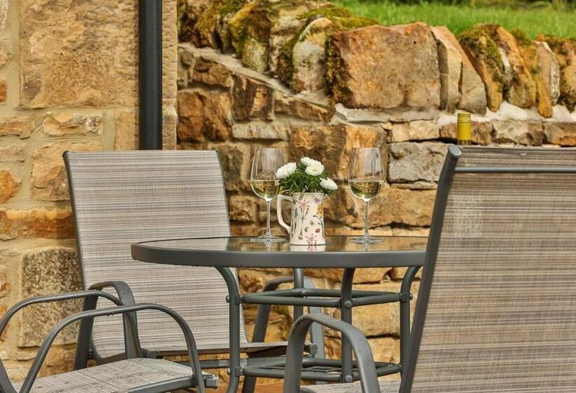 ホテル Finest Retreats   Cottage And Barn, Shortflatt Farm