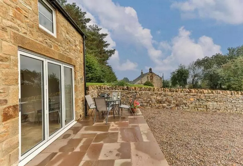 ホテル Finest Retreats   Cottage And Barn, Shortflatt Farm