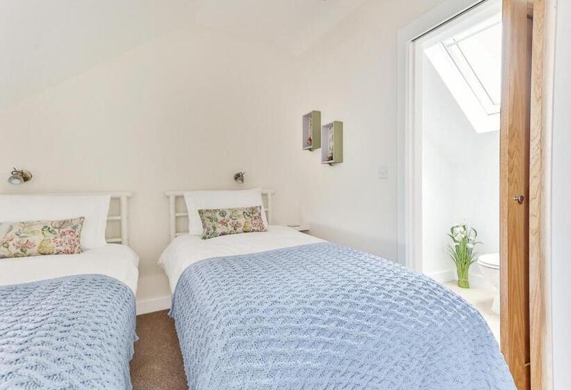 ホテル Finest Retreats   Cottage And Barn, Shortflatt Farm