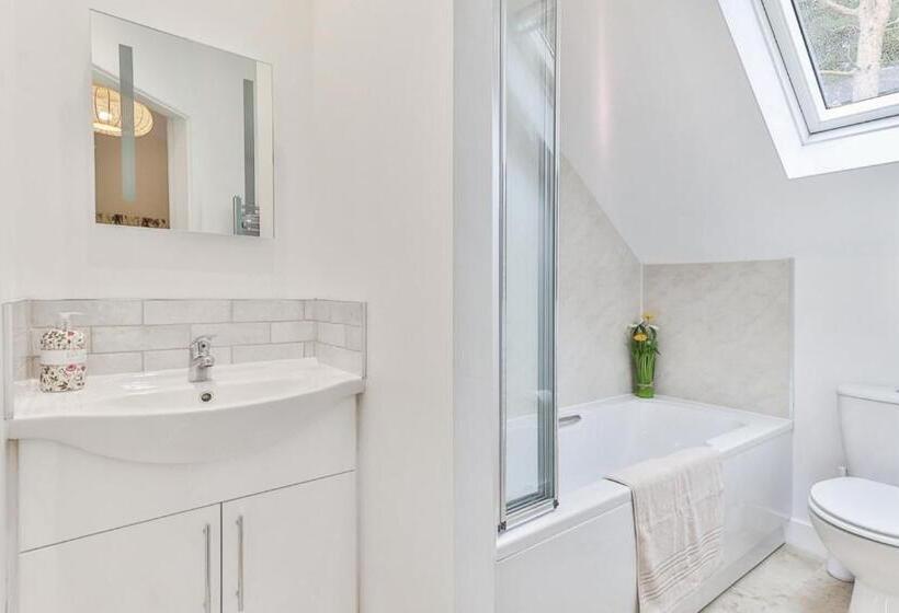 ホテル Finest Retreats   Cottage And Barn, Shortflatt Farm