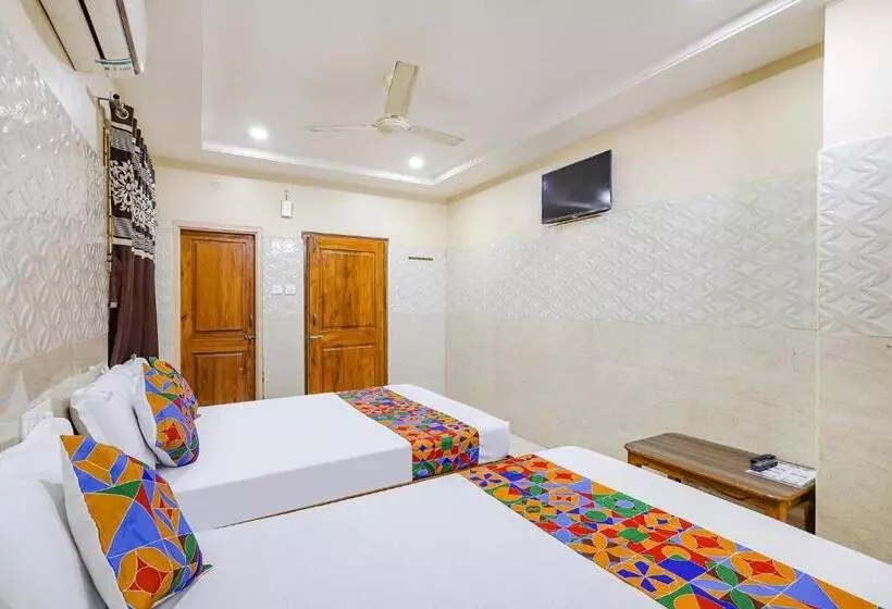 ホテル Oyo Flagship Sree Vishnu Bhavan