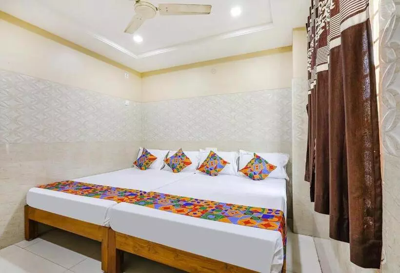 ホテル Oyo Flagship Sree Vishnu Bhavan