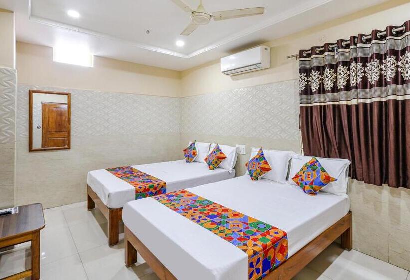 هتل Oyo Flagship Sree Vishnu Bhavan