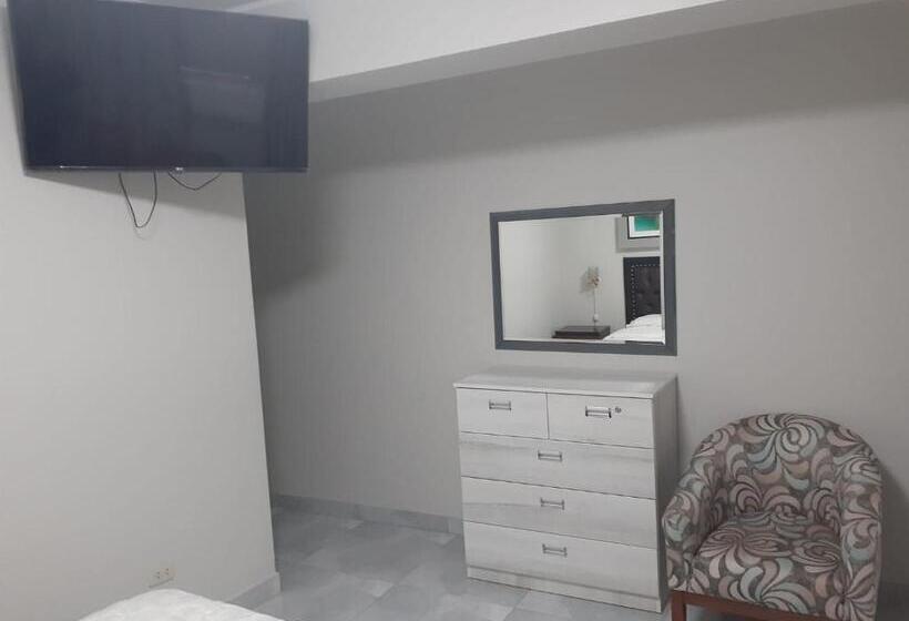 هتل Real Palace Churin