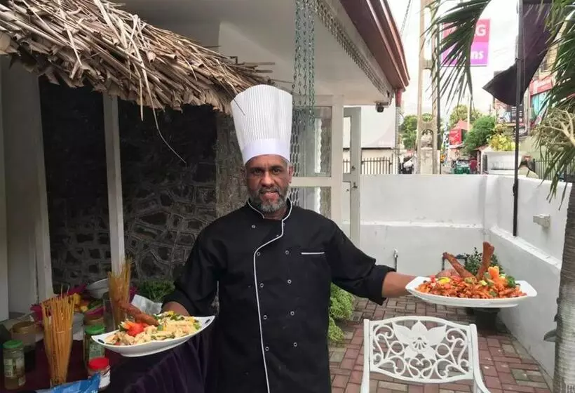 Hotelli Villa Fernando Resort