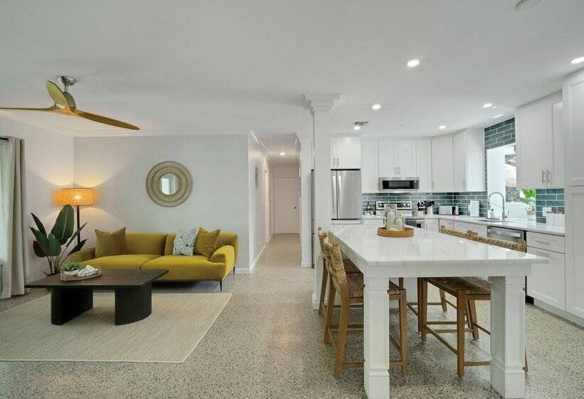 Kasa Tropicana Fort Lauderdale