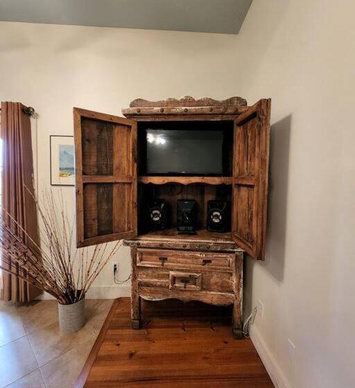 بنسيون Deer Run Estate Llc