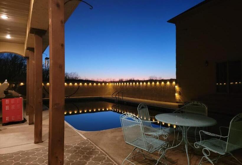 بنسيون Deer Run Estate Llc