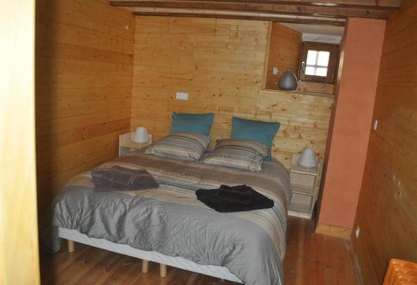 بنسيون Eco Gite La Grange