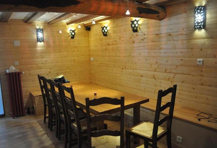 بنسيون Eco Gite La Grange