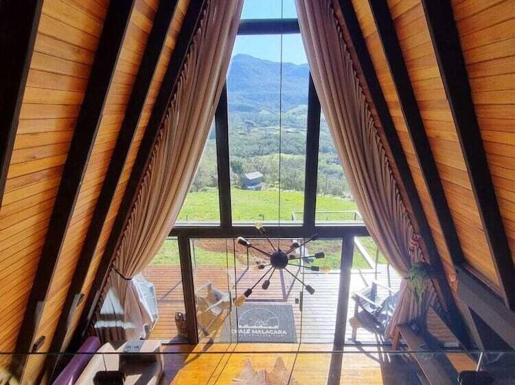호텔 Chalés Pousada Malacara