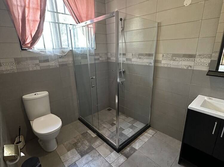 酒店 Ecstacy Royal