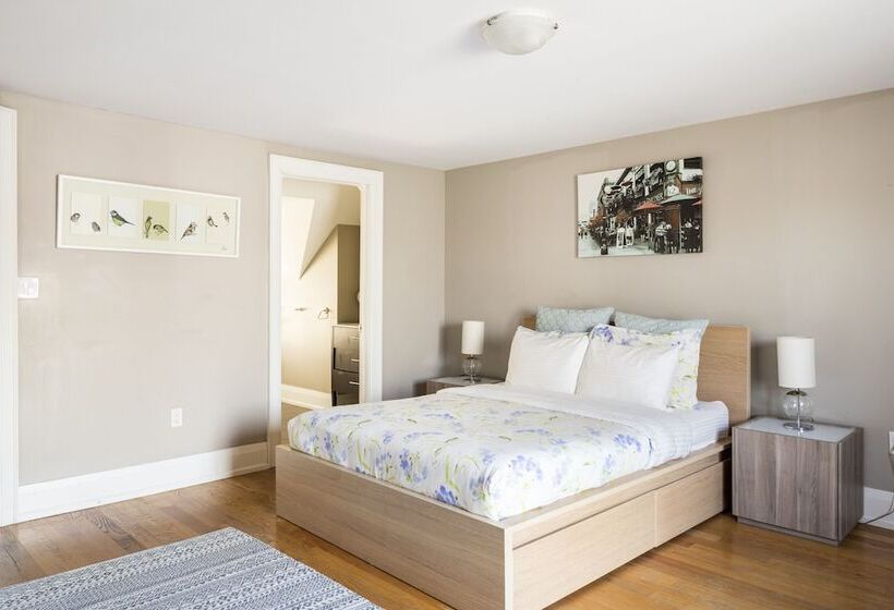 Отель Tourist Home On Stanley