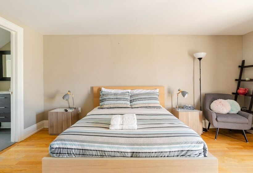 Отель Tourist Home On Stanley