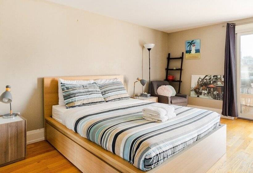 Отель Tourist Home On Stanley