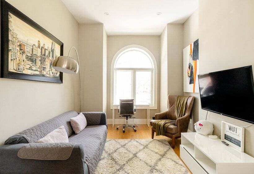 Отель Tourist Home On Stanley