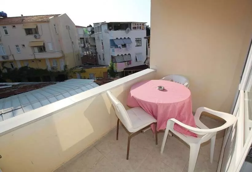 La Casa Pansiyon