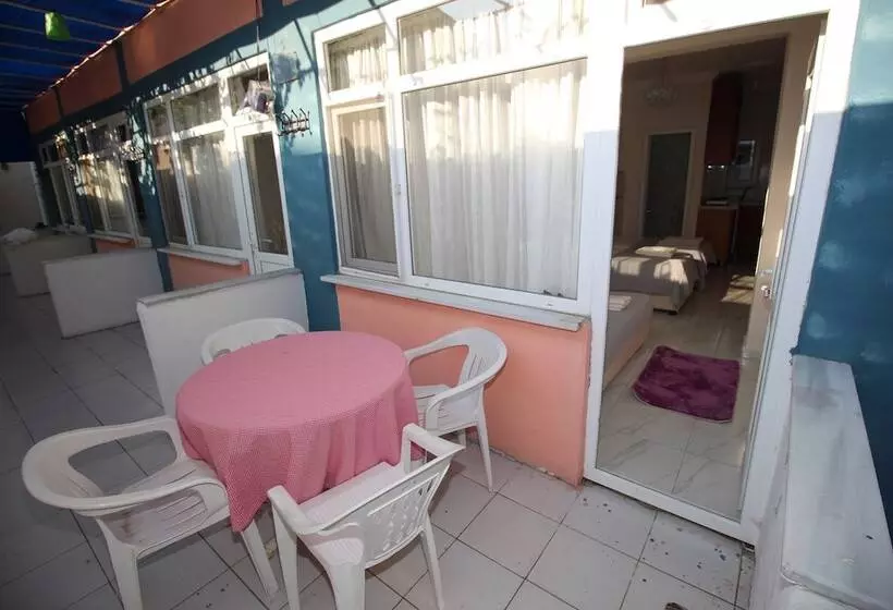 La Casa Pansiyon