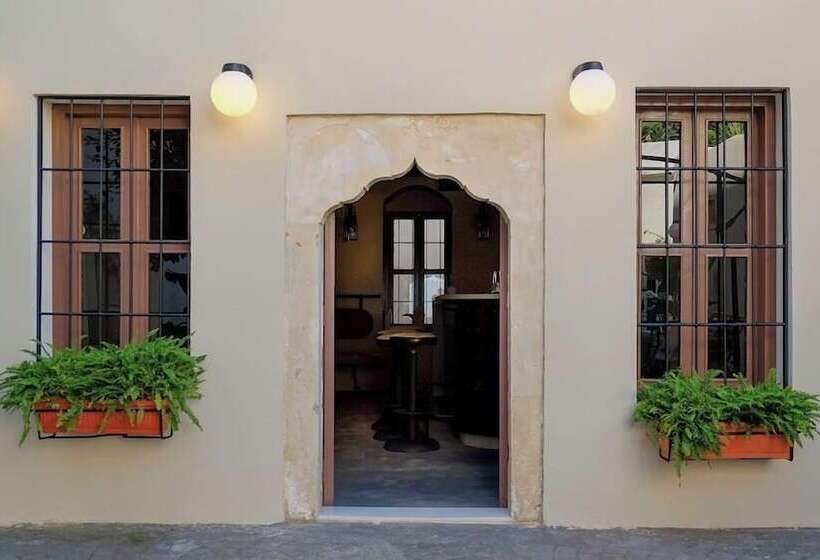 Victoria Boutique Hotel Mina