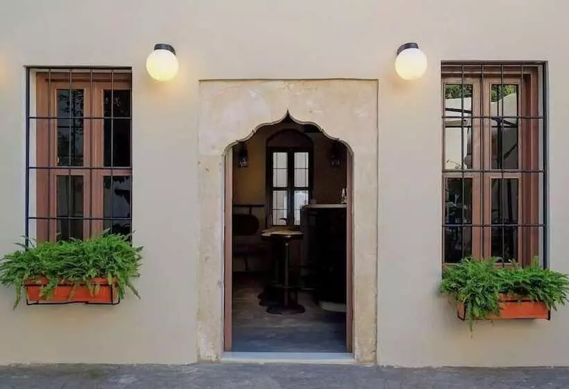 Victoria Boutique Hotel Mina