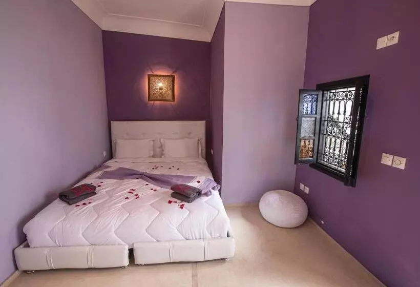 تختخواب و صبحانه Riad Rim
