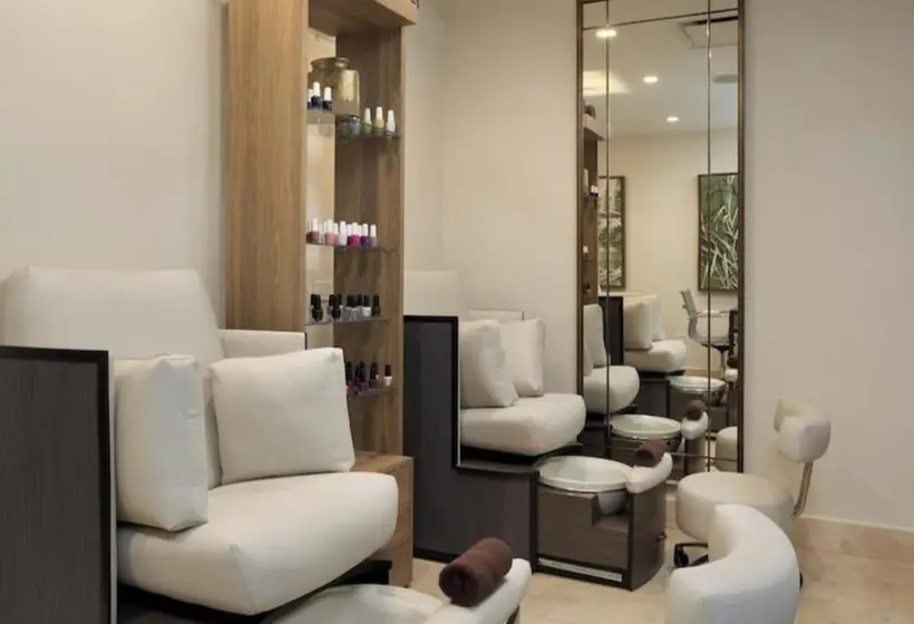 Golfside Villas